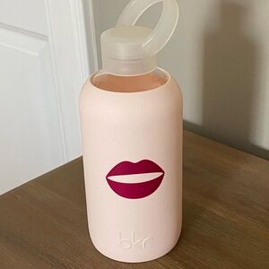 BKR little 16 oz Tutu with Black Cherry lips bottle in great used condition.